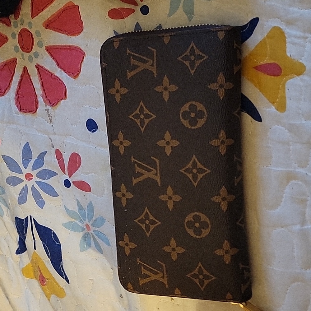 Leather wallet